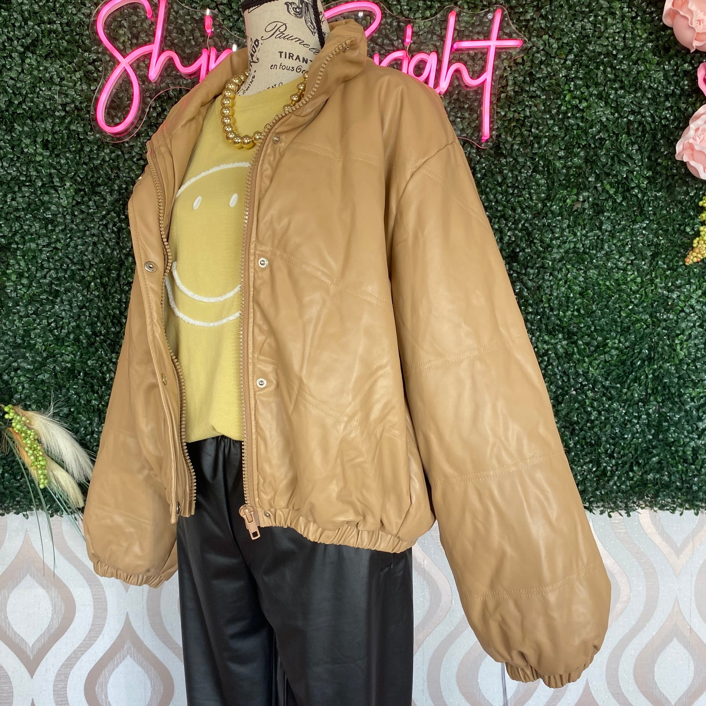 A1120 Tan Puffer Jacket