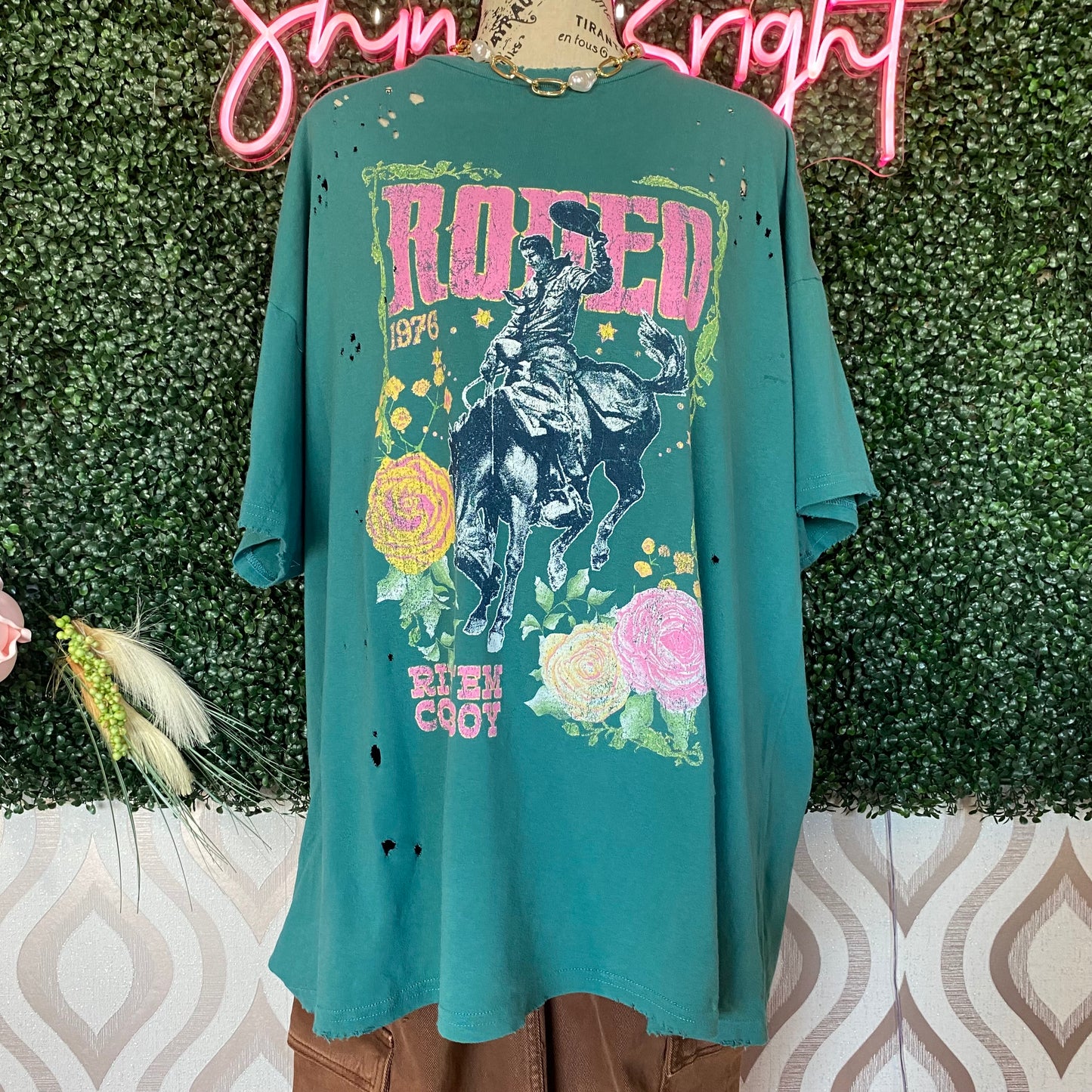 A1383 Teal vintage rodeo tshirt