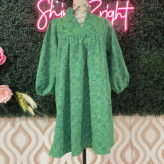 A1384 Green dress