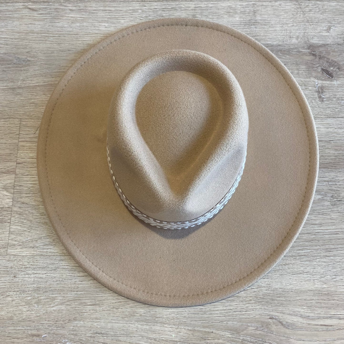 H109 Tan fedora hat