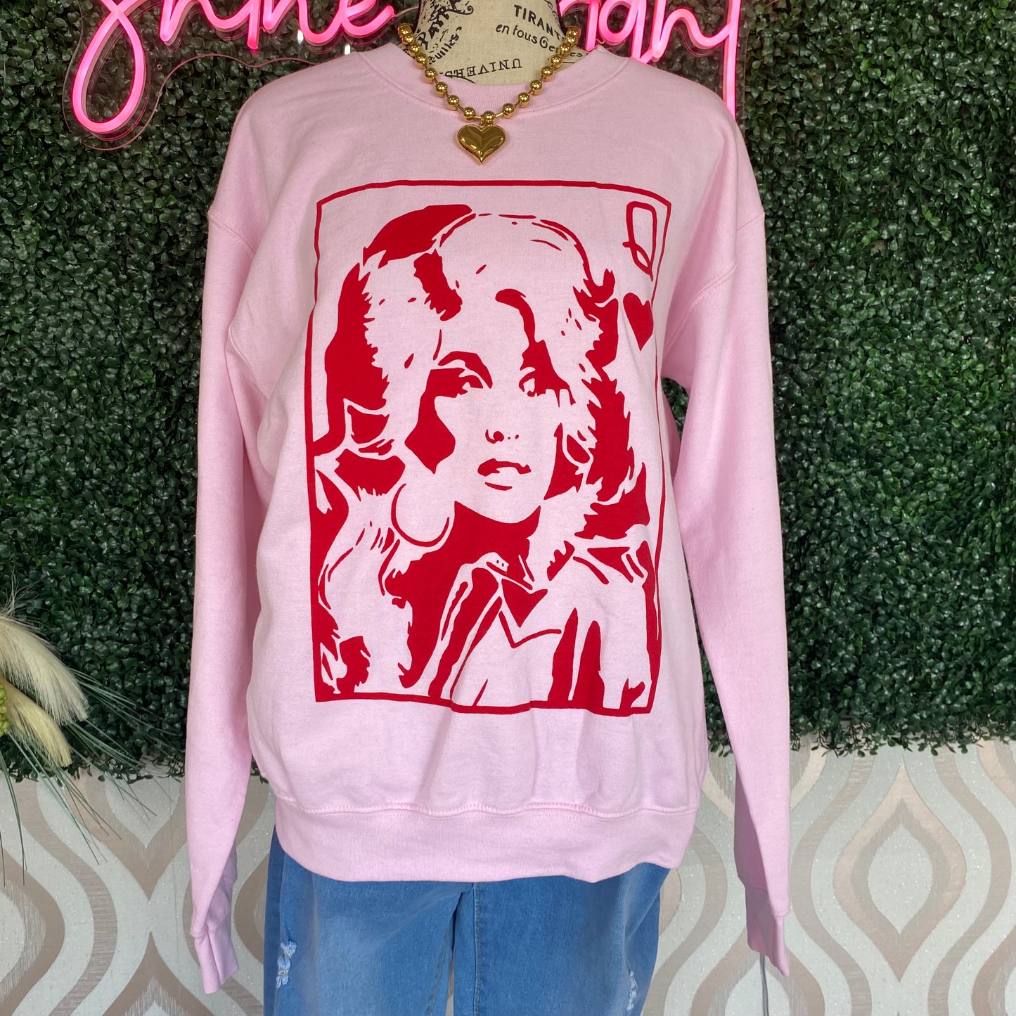 A1128 Pink Dolly Playing Card Sweatshirt