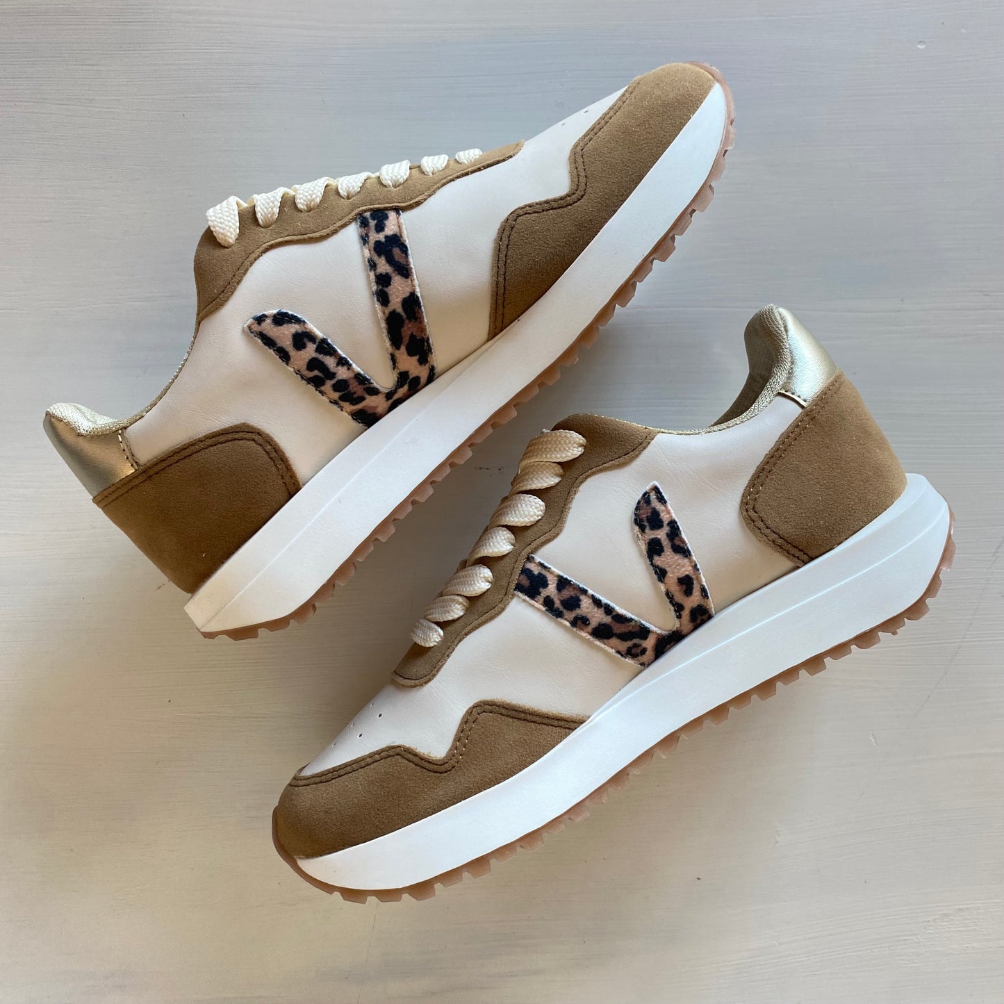 S745 Tan and Cream Sneaker w/Leopard Detail