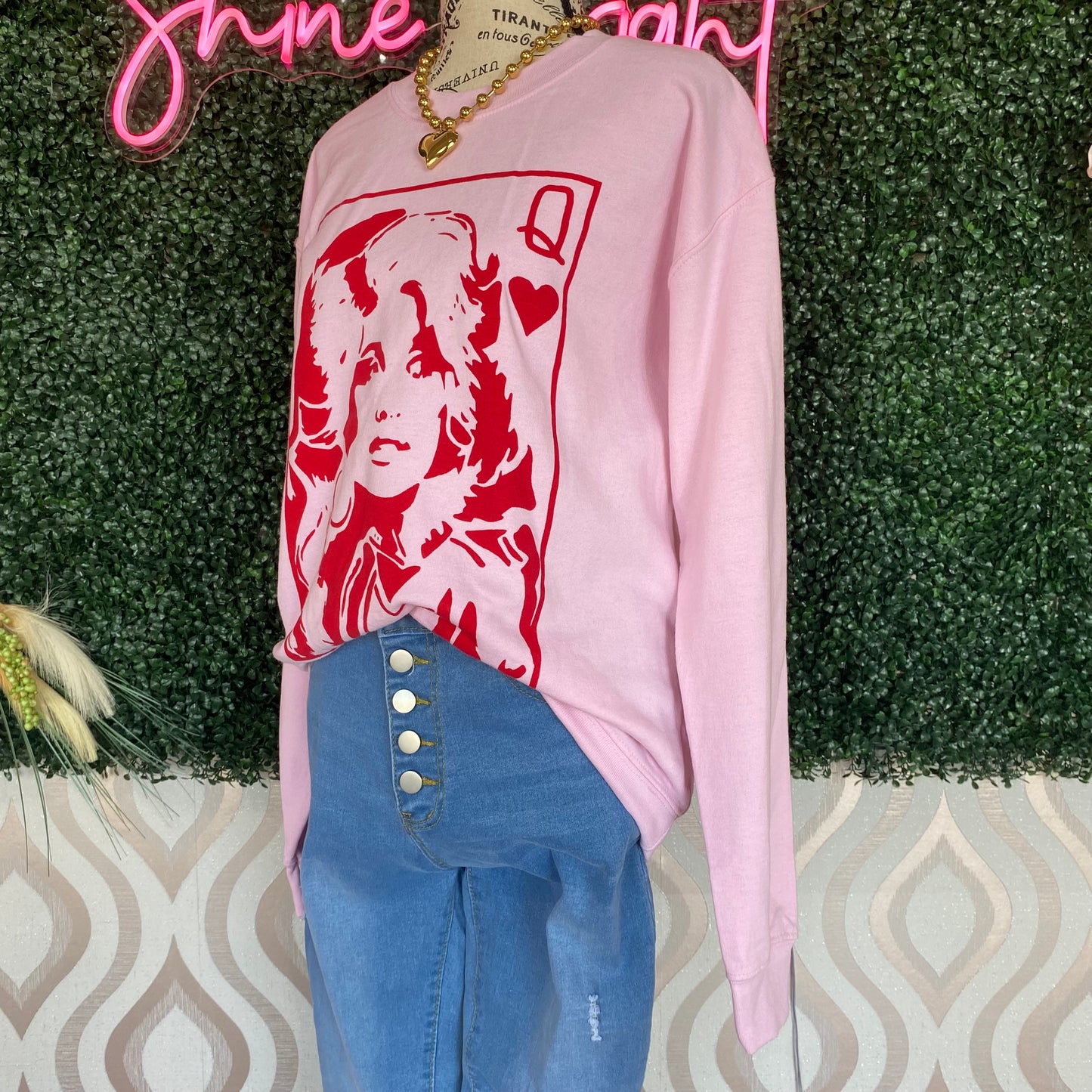 A1128 Pink Dolly Playing Card Sweatshirt