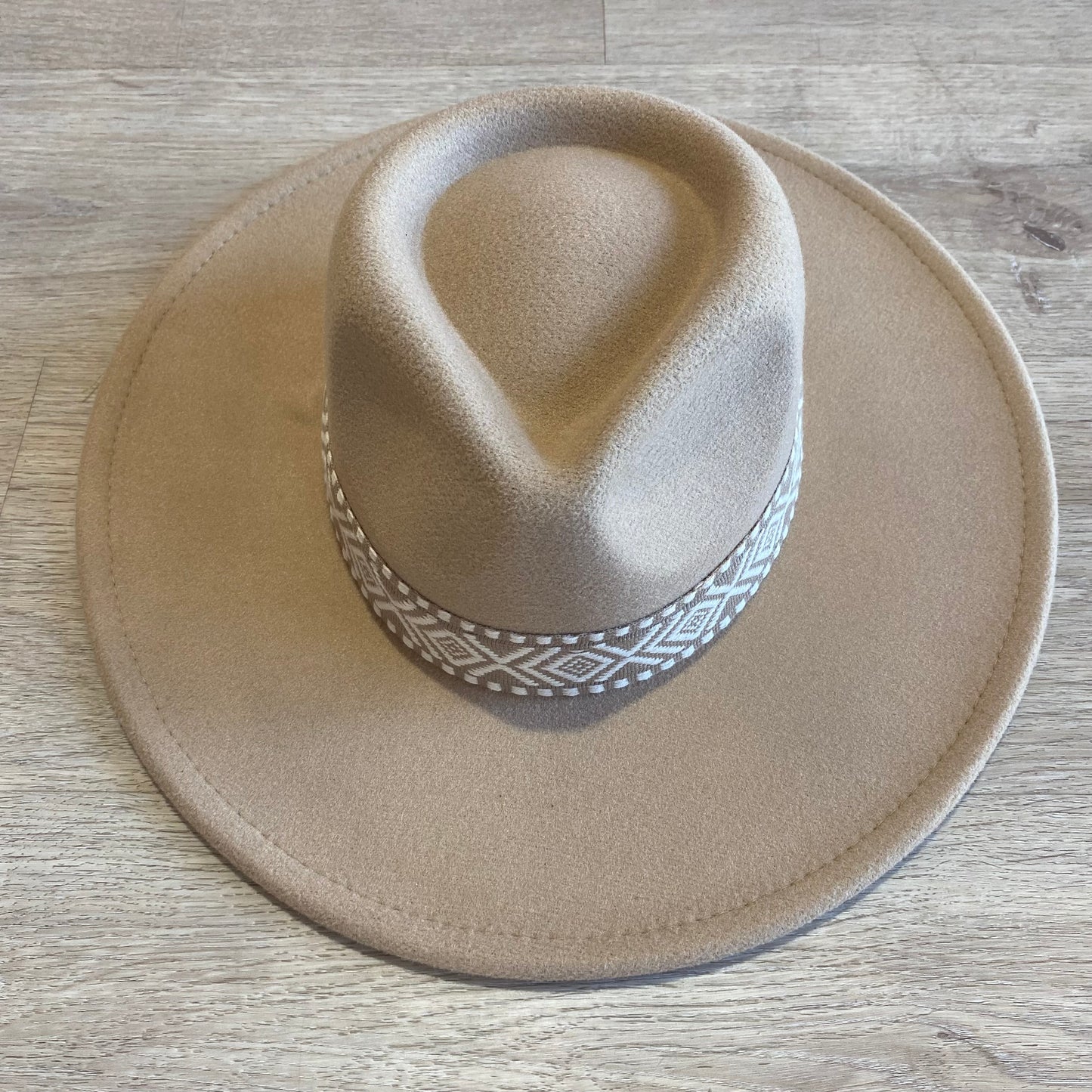 H109 Tan fedora hat