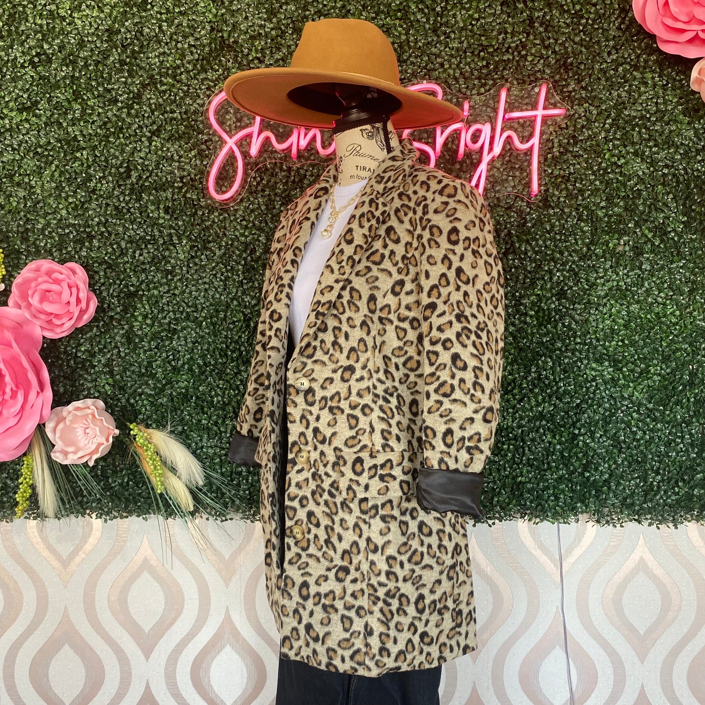 A1368 Cheetah print blazer