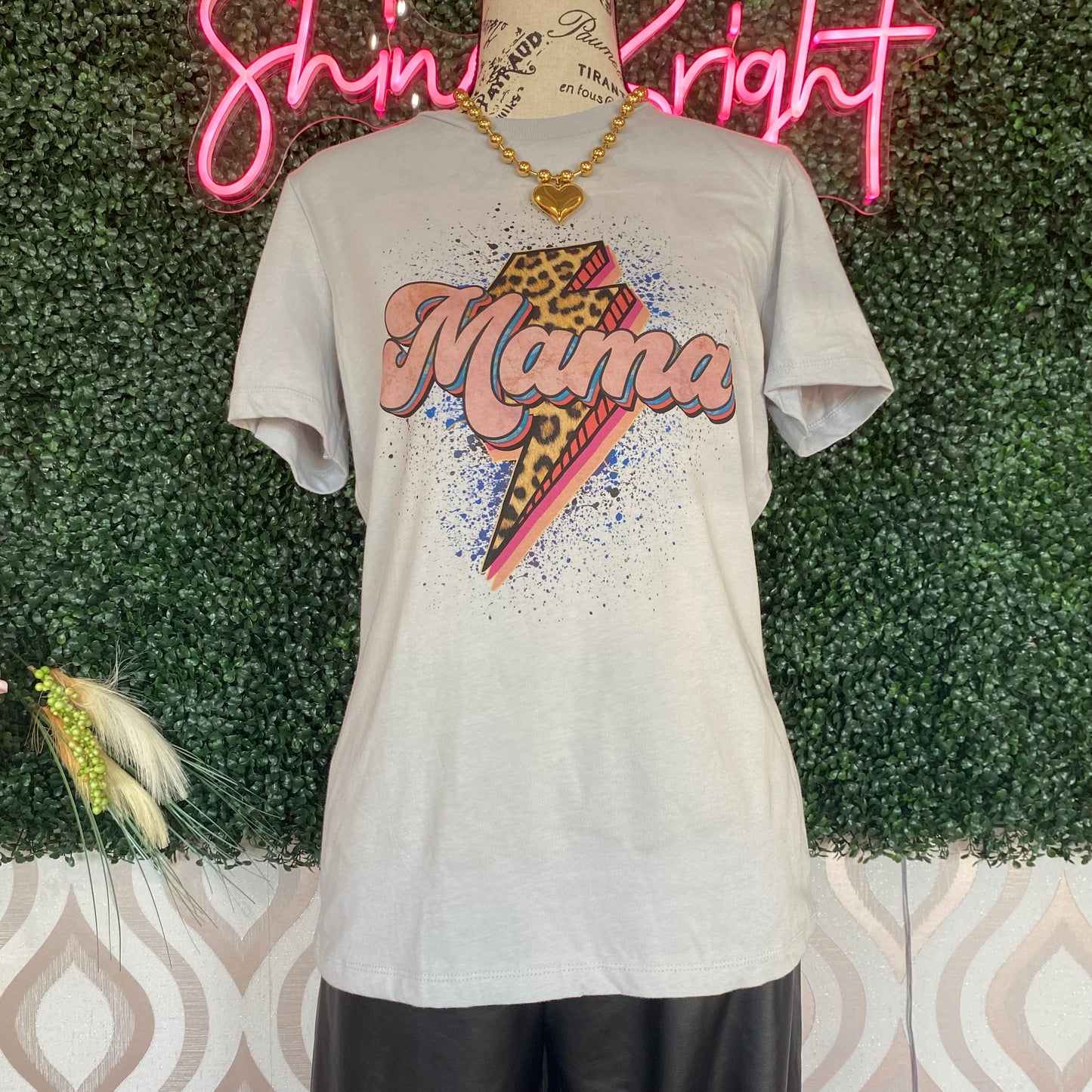 A1282 Mama Lightning Bolt Tshirt